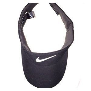 Open Nike hat